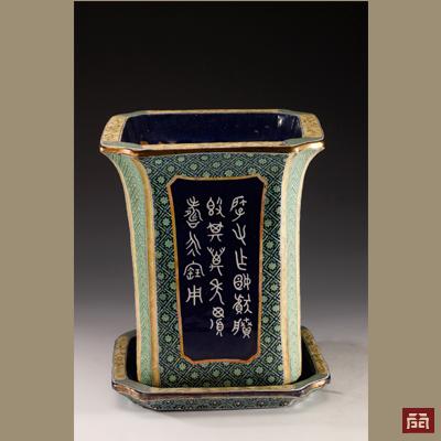 Rectangular Pot with colors of shiwan(Qing Dynasty (1644-1911))