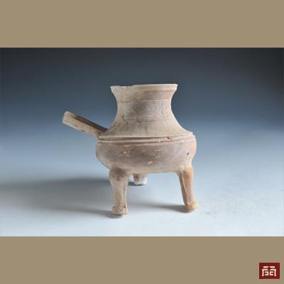 Han dynasty green glaze triple pot